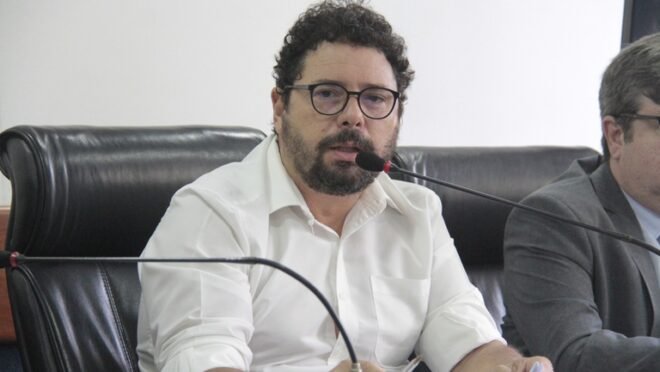 Federação PSOL-Rede divide candidaturas em Pernambuco: Ivan Moraes e Alfredo Gomes na disputa