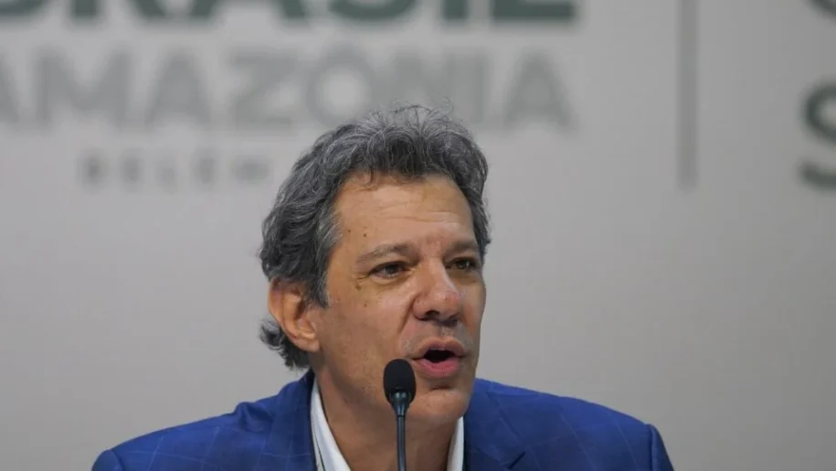 Fernando Haddad admite possibilidade de candidatura a governo de SP sob pressão de Lula