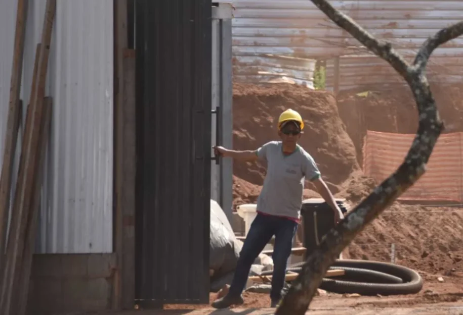 FGV revela que mercado formal perde 34 mil postos de trabalho qualificados em 2025