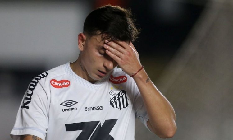 FIFA proíbe Santos de contratar e clube enfrenta dívida de € 2,6 milhões