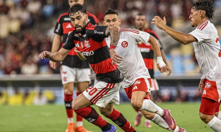 Flamengo acumula quatro jogos sem vitória após empate com Internacional no Maracanã