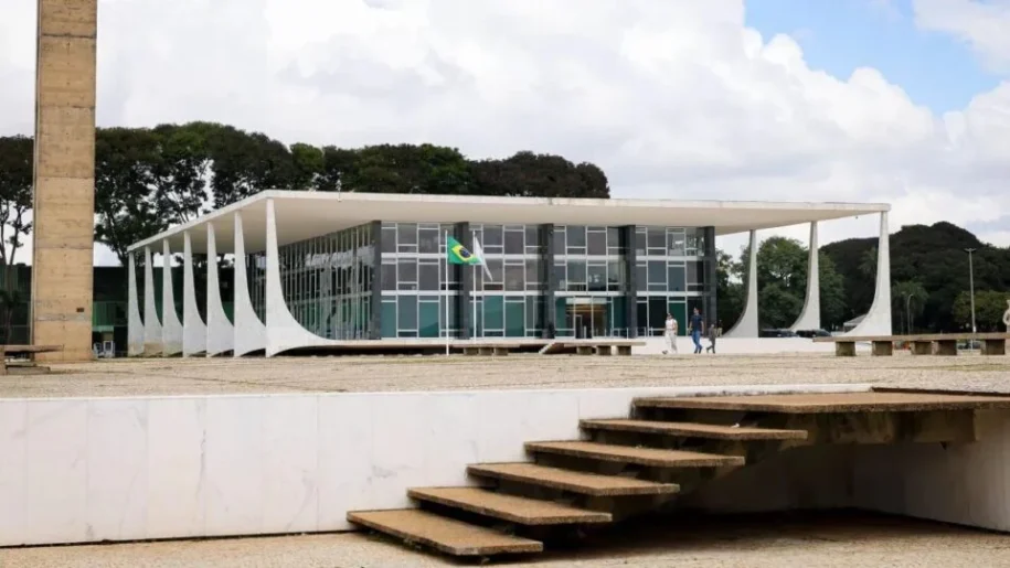 Flávio Dino suspende ‘penduricalhos’ que custaram R$ 819 milhões ao Judiciário