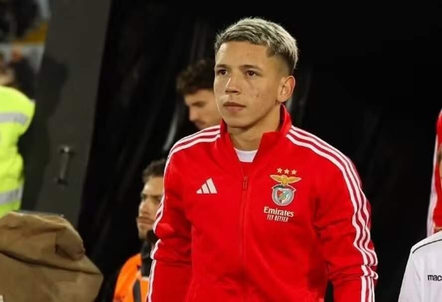 Gianluca Prestianni, jogador do Benfica, é suspenso após acusação de racismo
