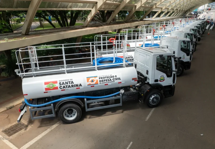 Governador Jorginho Mello anuncia R$ 17,5 milhões em investimentos para Defesas Civis