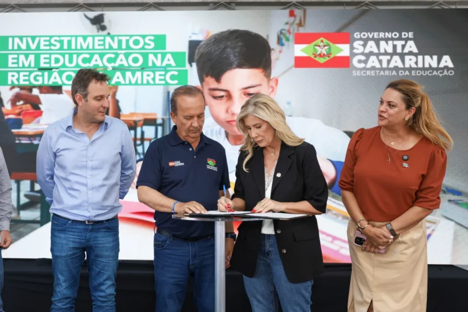 Governador Jorginho Mello entrega triplicação da SC-445 em Içara e gera expectativa
