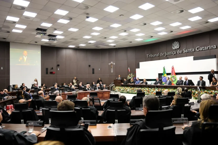 Governador Jorginho Mello prestigia posse de Rubens Schulz no TJSC e promete apoio