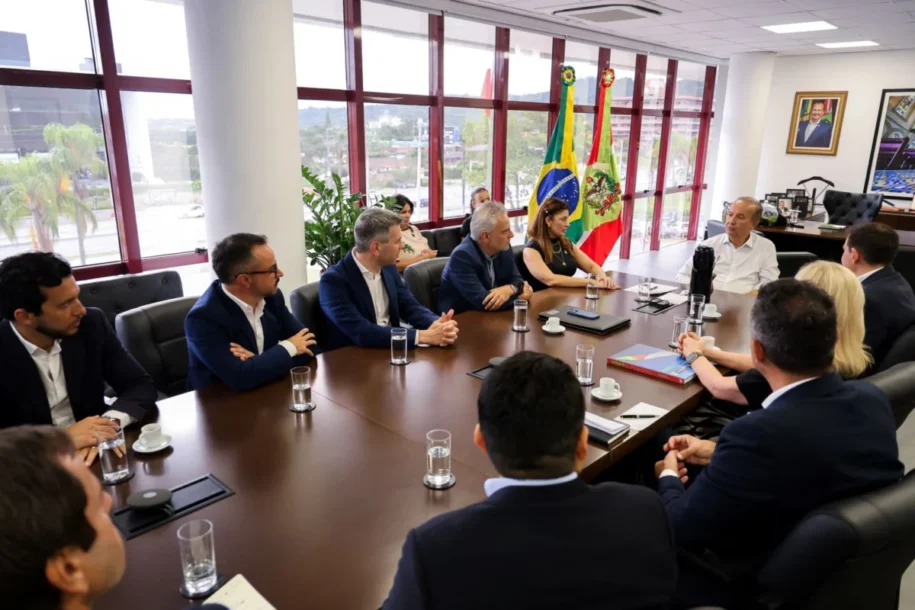 Governo de Santa Catarina anuncia quarta frequência da TAP e impulsiona turismo