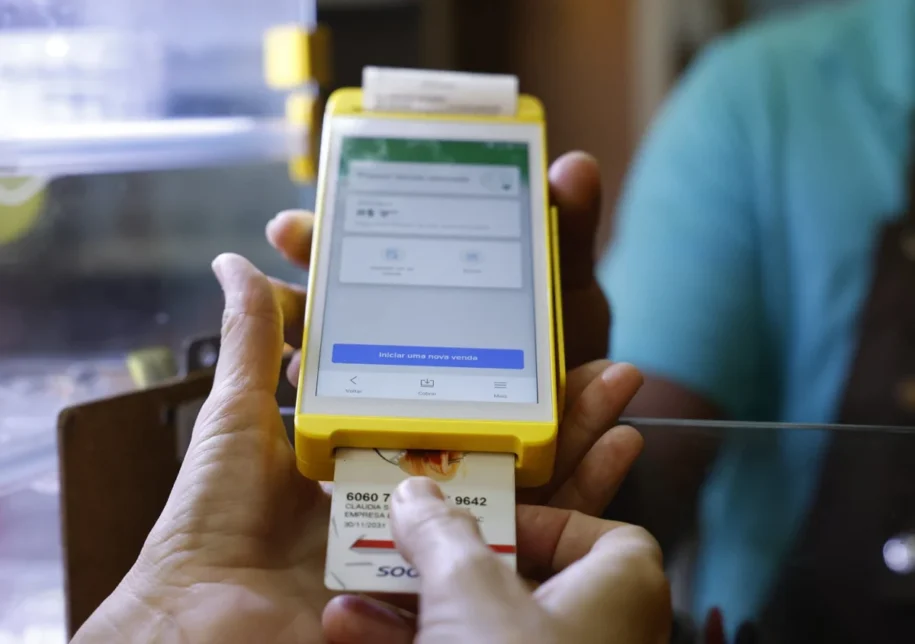 Governo Lula enfrenta resistência de Ticket e Pluxee sobre decreto do vale-refeição