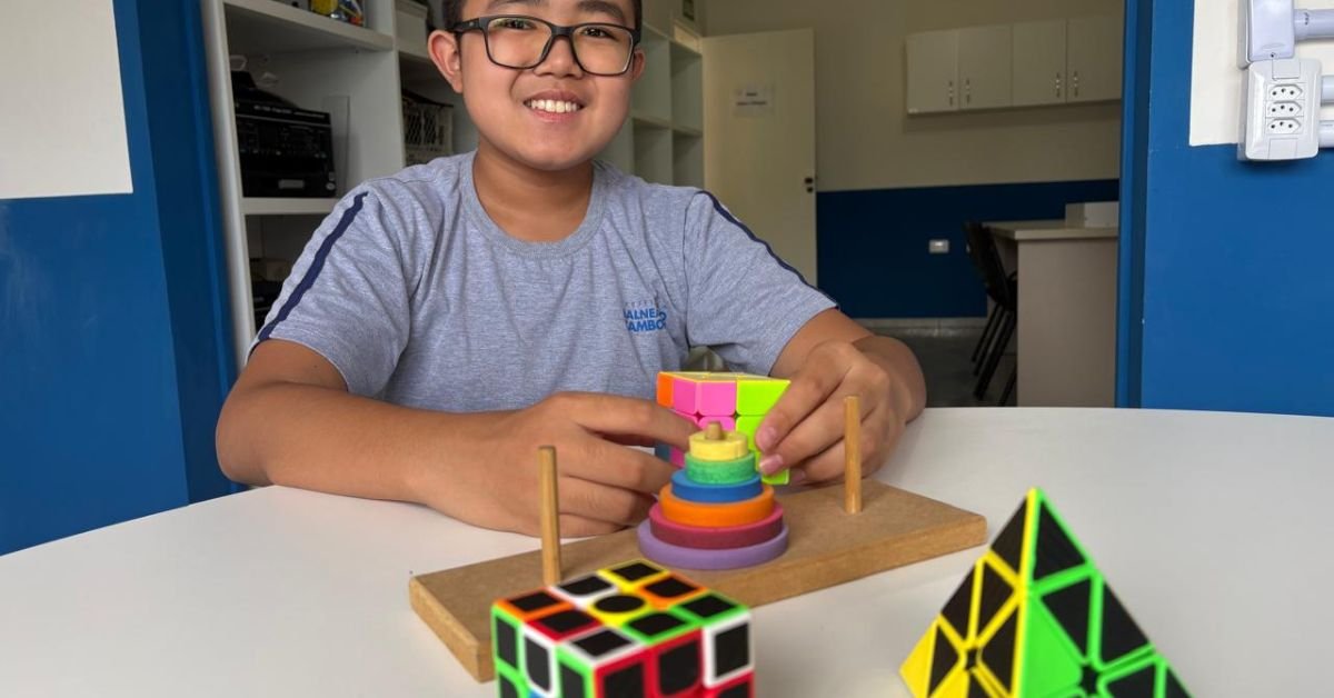 Guilherme Akamini conquista ouro na OBMEP e faz história em Balneário Camboriú