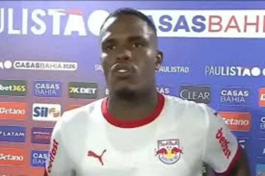 Gustavo Marques ataca árbitra Daiane Muniz e é multado em 50% do salário