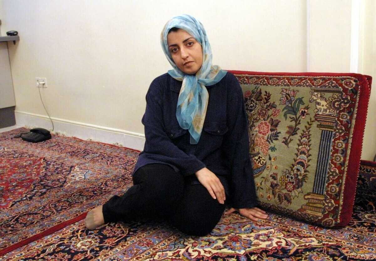 Irã condena Narges Mohammadi a mais 7 anos de prisão e gera revolta internacional