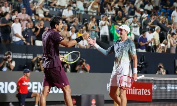 João Fonseca e Marcelo Melo superam argentinos e avançam nas semifinais do Rio Open