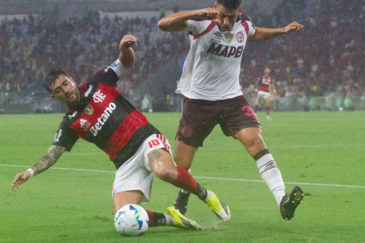 Lanús conquista Recopa ao vencer Flamengo em emocionante prorrogação