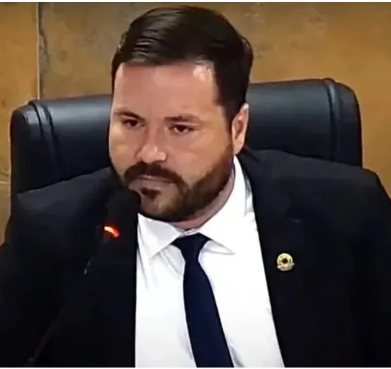Luca Maia enfrenta críticas após agressão a vereador em Balneário Piçarras