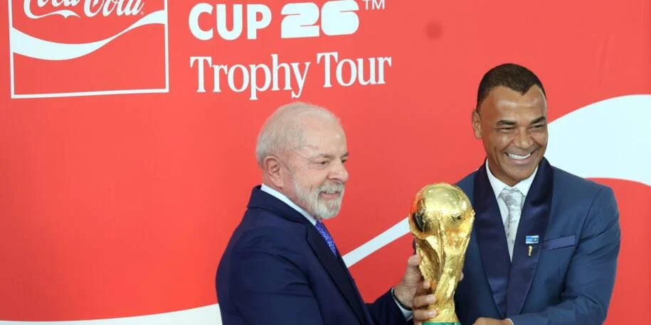 Lula defende valorização do futebol feminino após cerimônia da Copa 2026