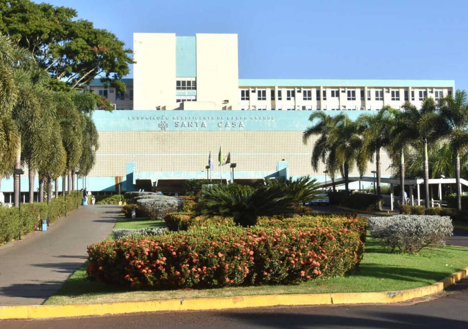 Mãe é investigada após criança de 2 anos ser internada com convulsão e álcool