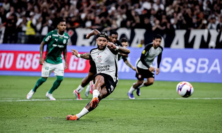 Memphis Depay assume culpa por pênalti perdido e prevê troféus ao Corinthians