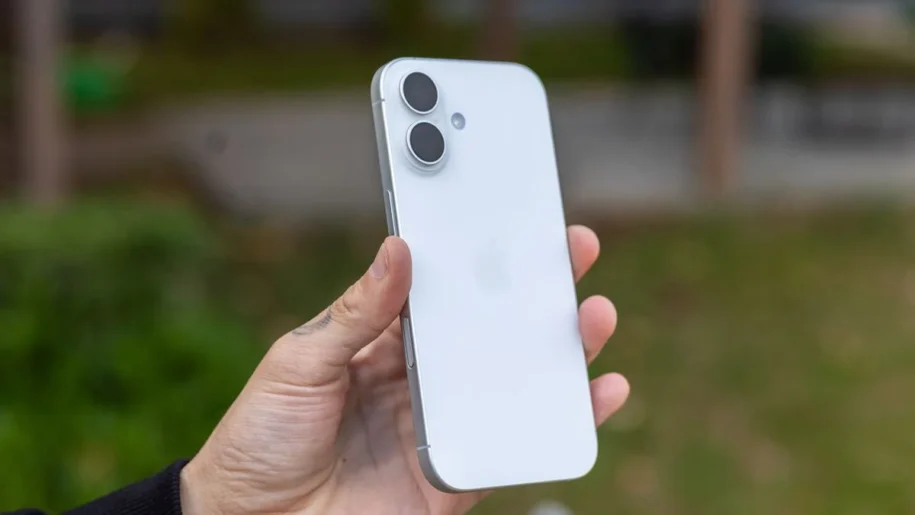 Mercado Livre reduz preço do iPhone 17 e gera comparação explosiva com Galaxy S25