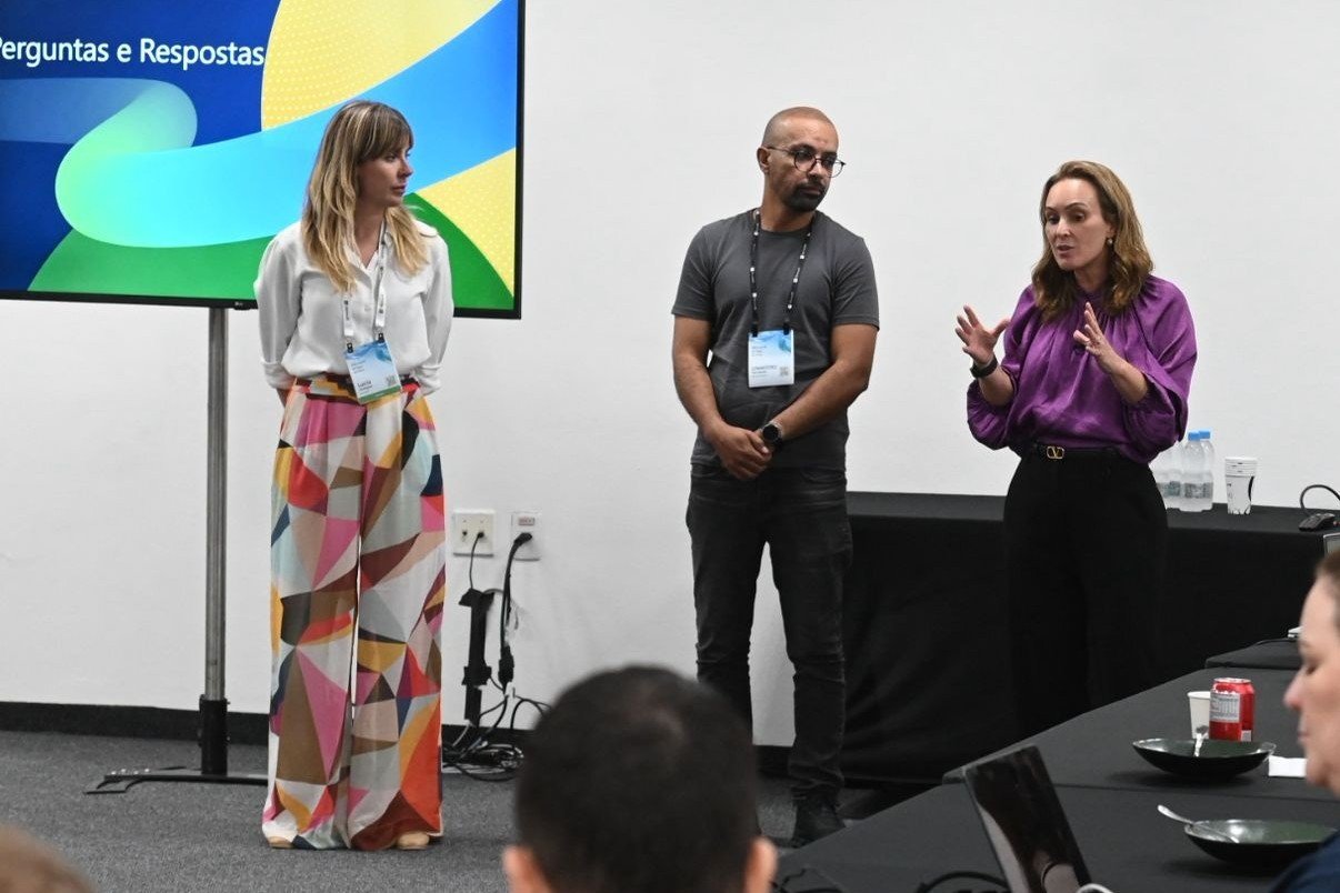 Microsoft e Gerando Falcões lançam COLAI para capacitar 5 milhões de jovens em IA