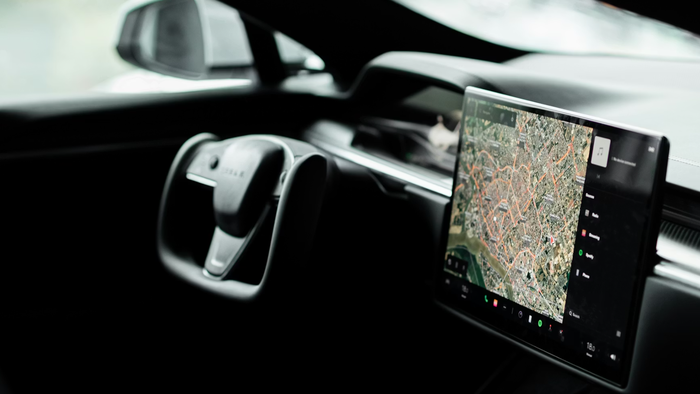 MIIT da China impõe novas normas de segurança para carros e proíbe inovações arriscadas