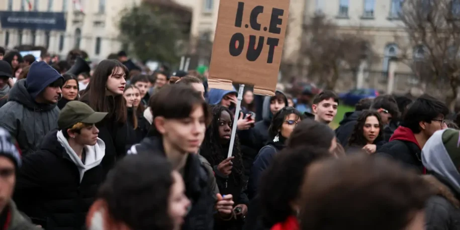 Milão enfrenta protestos contra ICE antes da abertura das Olimpíadas de Inverno