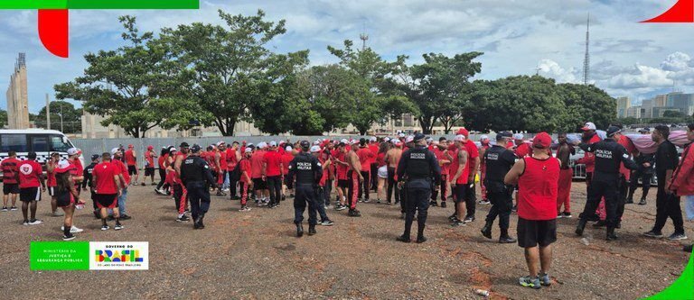 Ministério da Justiça garante deslocamento seguro de 7,5 mil torcedores para Brasília