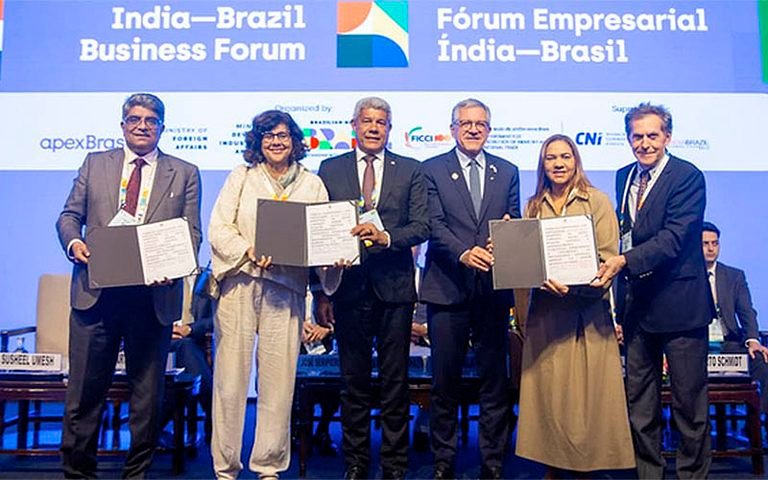 Ministério da Saúde firma parcerias com Índia para investir R$ 10 bilhões em medicamentos