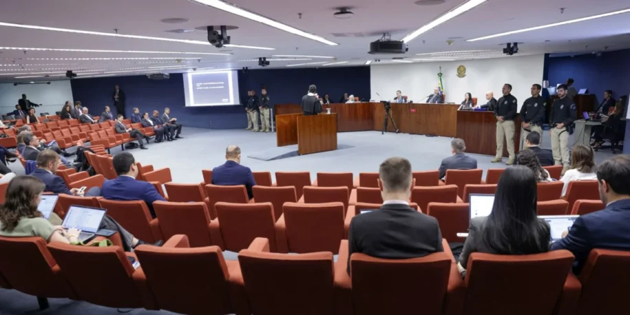 Ministro Alexandre de Moraes rejeita recursos de sete réus da trama golpista