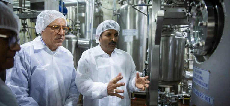 Ministro Alexandre Padilha fortalece parcerias na Índia para produção de biológicos