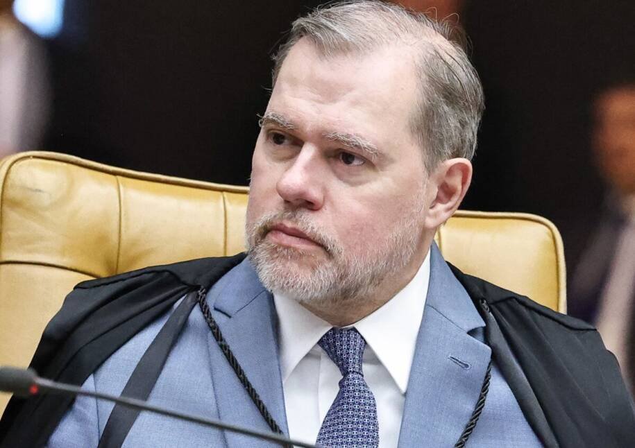 Ministro Dias Toffoli enfrenta pressão por suspeição no caso do Banco Master