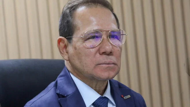 Nelson Antônio de Souza assume BRB e descarta privatização em meio a crise