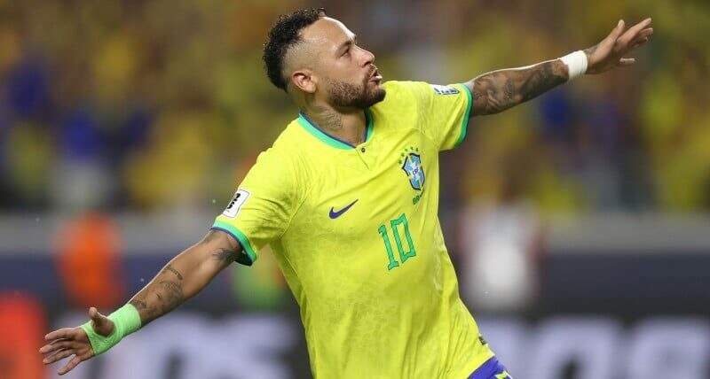 Neymar enfrenta pressão em três jogos decisivos pelo Santos antes da convocação