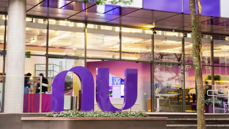 Nubank abre escritório na Argentina e desafia Mercado Pago em novo mercado
