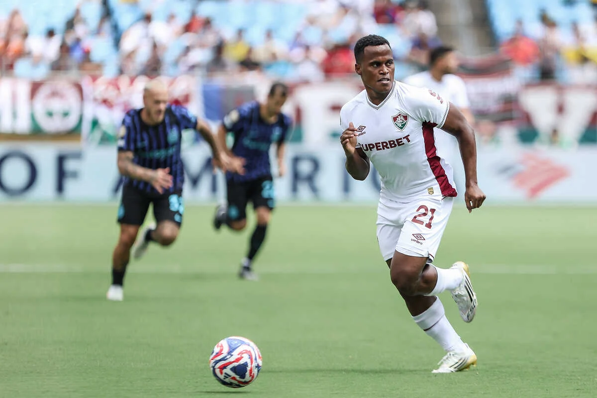 Palmeiras confirma Jhon Arias por R$ 155 milhões e gera polêmica no Fluminense