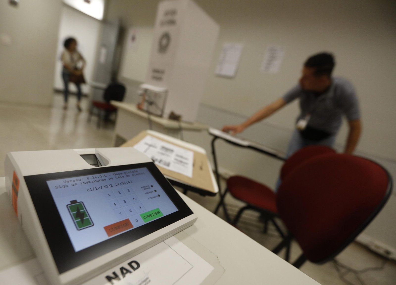 Pesquisa Genial/Quaest revela: 43% desconfiam das urnas eletrônicas no Brasil