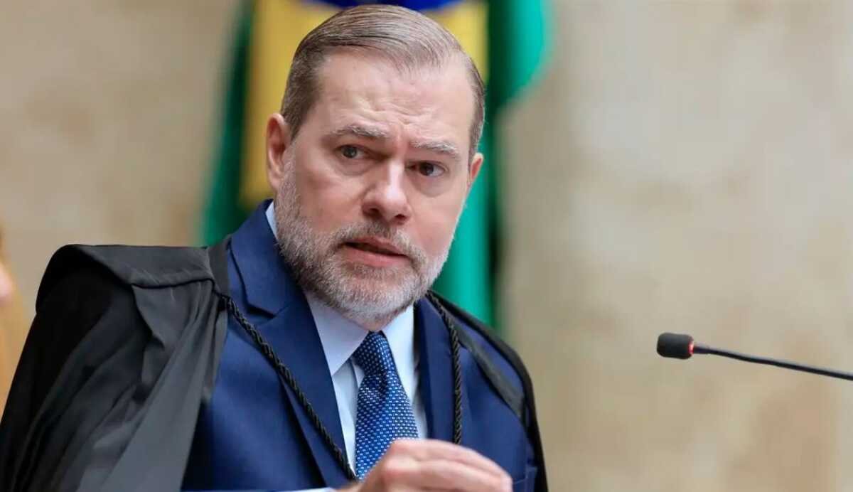 Polícia Federal pede suspeição de Toffoli após menções em celular de Vorcaro