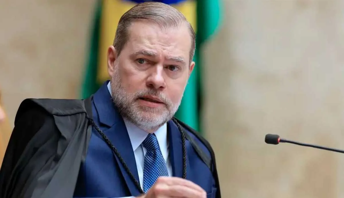 Polícia Federal pede suspeição de Toffoli após menções em celular de Vorcaro