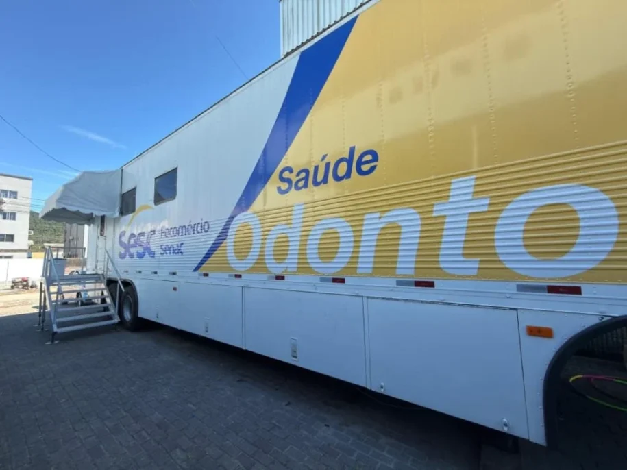 Prefeito Alexandre Xepa inaugura Carreta OdontoSESC e transforma saúde bucal em Itapema