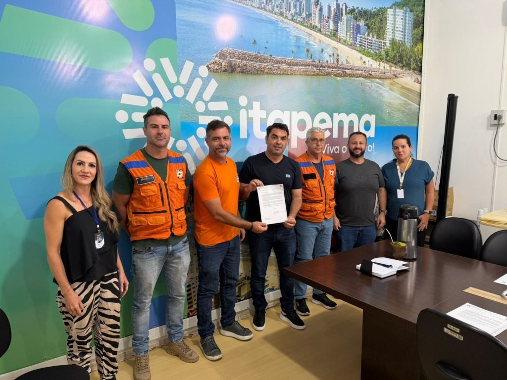 Prefeito Alexandre Xepa lidera ações de prevenção em simulado de desastres em Itapema