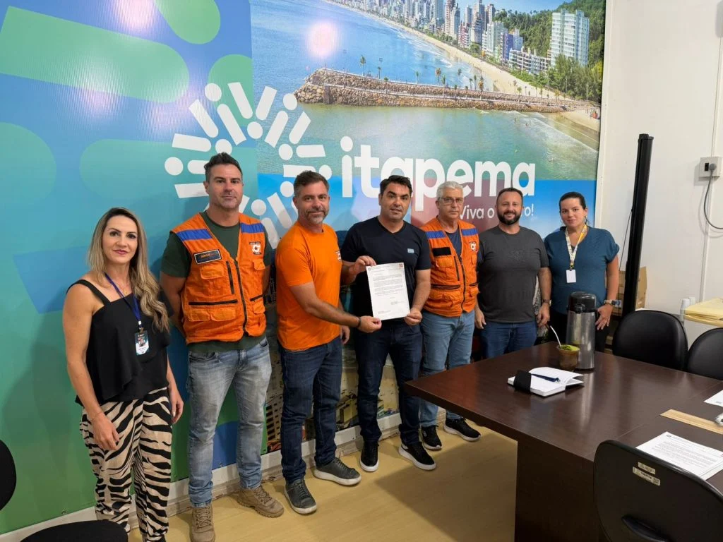 Prefeito Alexandre Xepa lidera ações de prevenção em simulado de desastres em Itapema