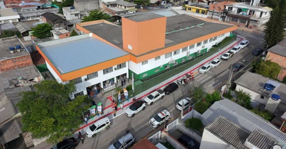 Prefeito Leonel Pavan inaugura ampliação da Escola Domingos Fonseca em Camboriú