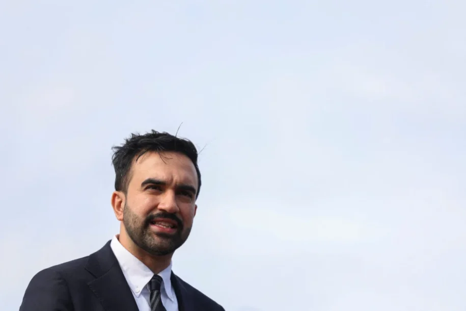 Prefeito Zohran Mamdani impõe limites ao ICE e protege imigrantes em Nova York