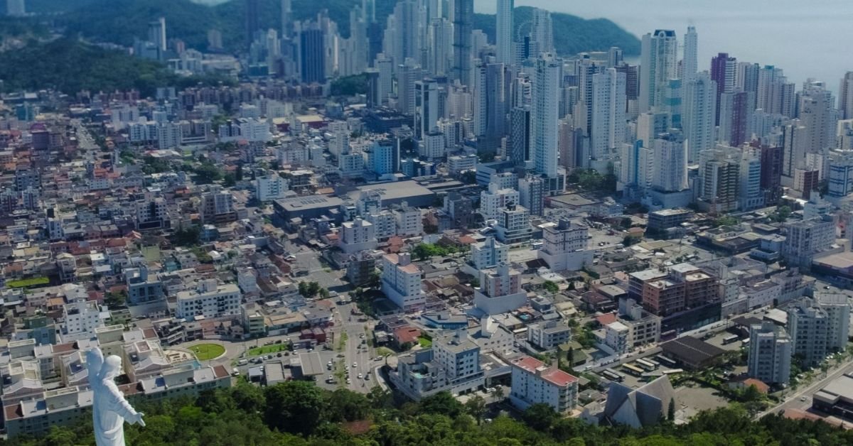 Prefeitura de Balneário Camboriú alerta: prazo para IPTU 2026 se encerra em breve!