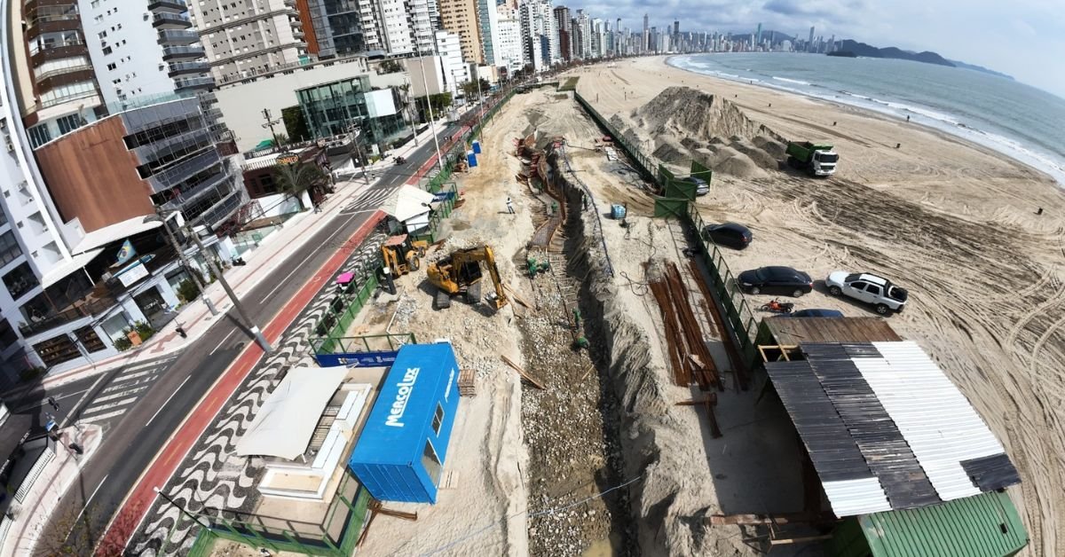 Prefeitura de Balneário Camboriú inicia obras e bloqueia Avenida Atlântica por 90 dias