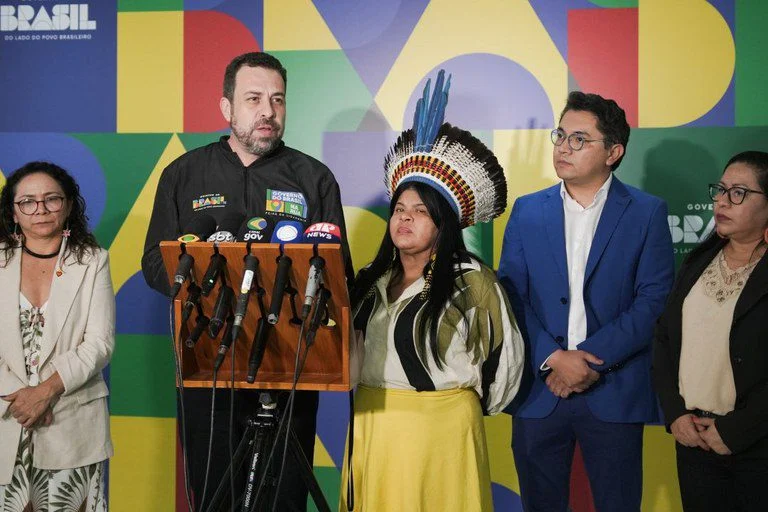 Presidente Lula revoga decreto 12.600 após pressão de líderes indígenas em ocupação