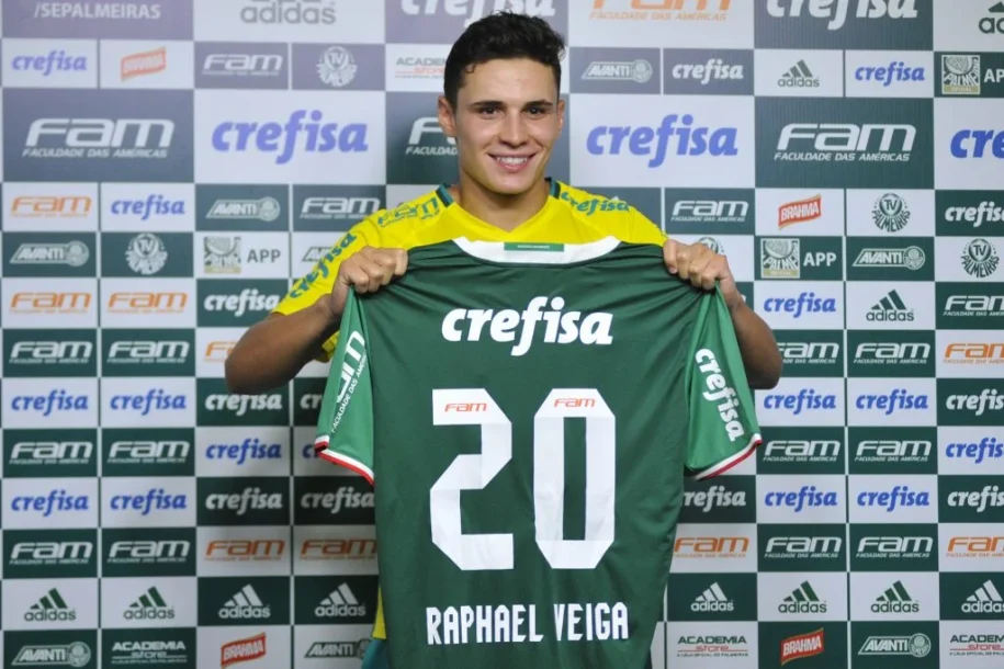 Raphael Veiga deixa o Palmeiras e se junta ao América em busca de nova fase
