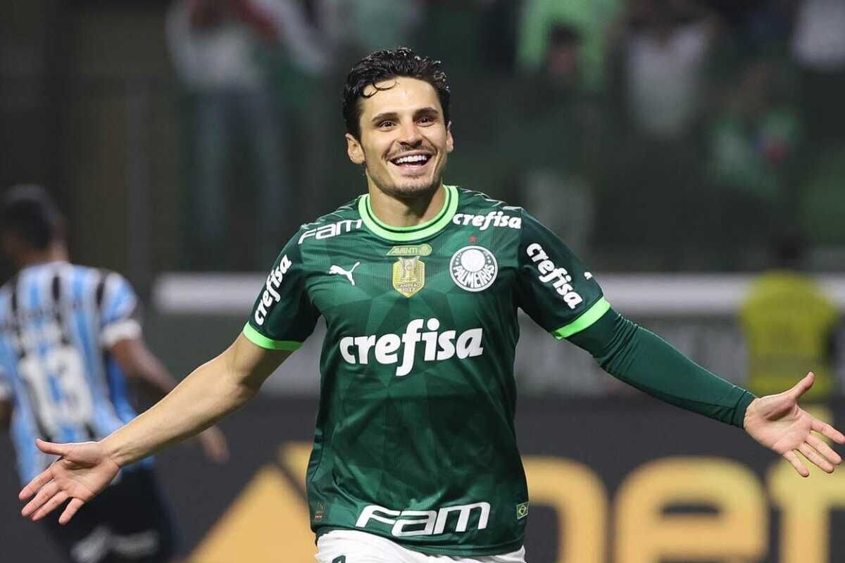 Raphael Veiga deixa o Palmeiras e se junta ao América em busca de recuperação