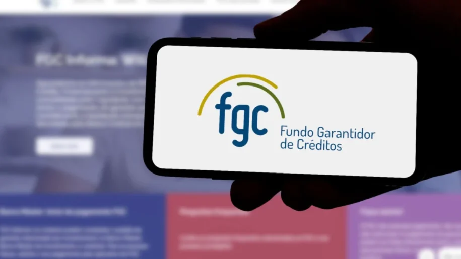 Renan Calheiros propõe lei que transforma regras do FGC e gera polêmica no Senado