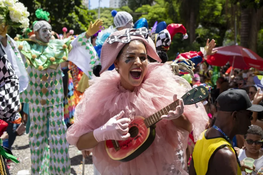Rio de Janeiro confirma feriado de Carnaval em 2026; entenda a diferença