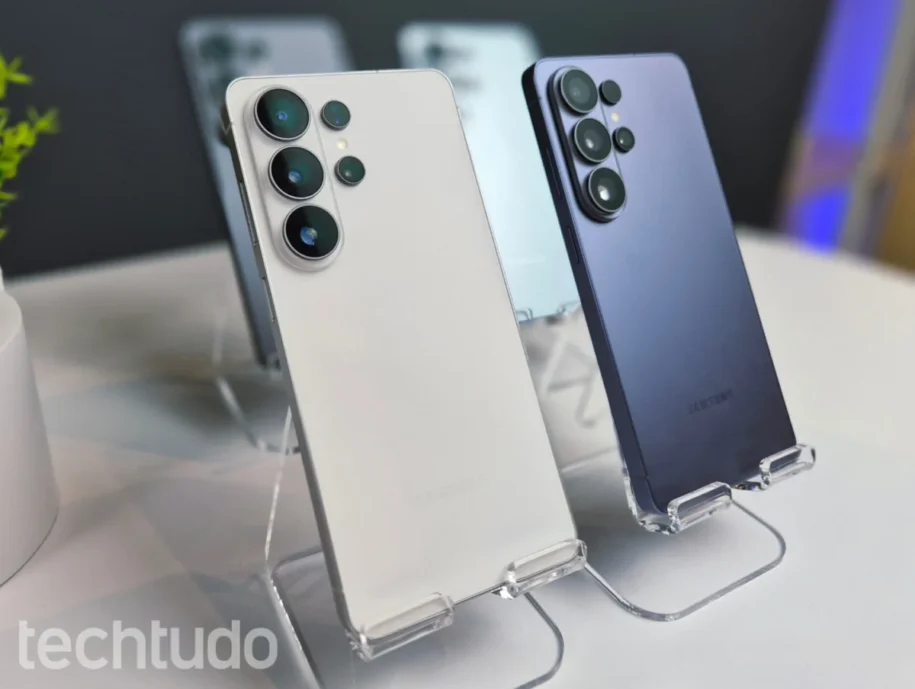 Samsung apresenta Galaxy S26 Ultra com tela de privacidade que evita invasões